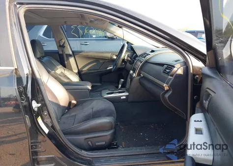 2012 Toyota Camry Se V6 z USA, uszkodzony, nr VIN 4T1BK1FK3CU014016